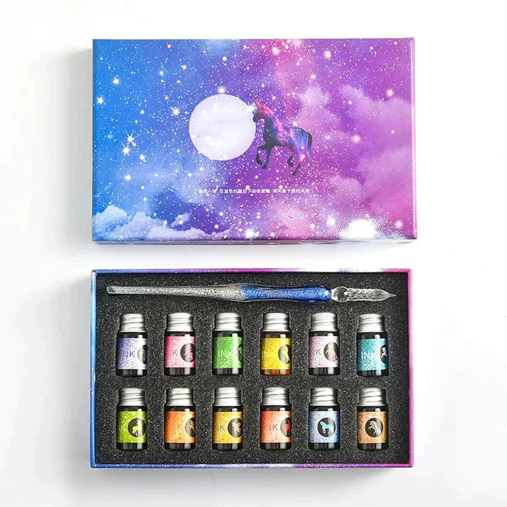 Write with elegance using the glass-dipped pen 